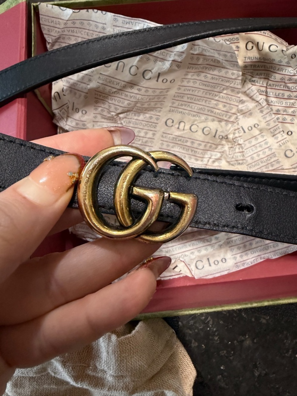 Authentic Gucci Marmont Black Leather Thin Skinny Belt Gold Double G Buckle